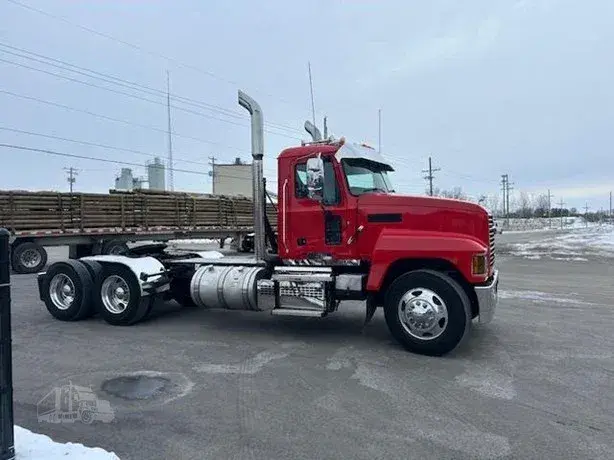 2020 MACK PINNACLE 64T - 2